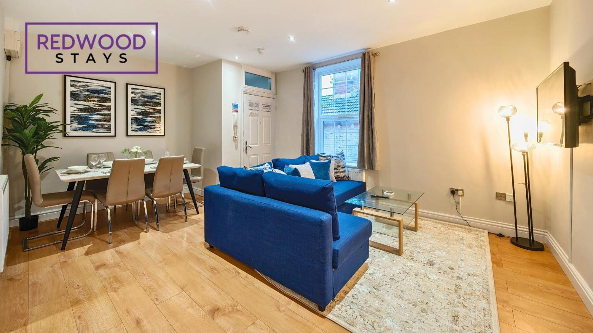Newly Refurbished Spacious Serviced Apartment For Contractors And Families, Free Wifi & Netflix By Redwood Stays Farnborough  Exterior foto